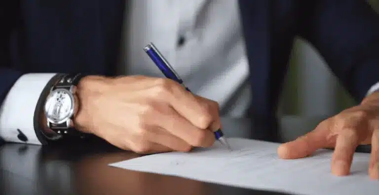 Archivos de imagen no proporcionados para análisis. Solo puedo generar textos SEO si se comparte la imagen.
